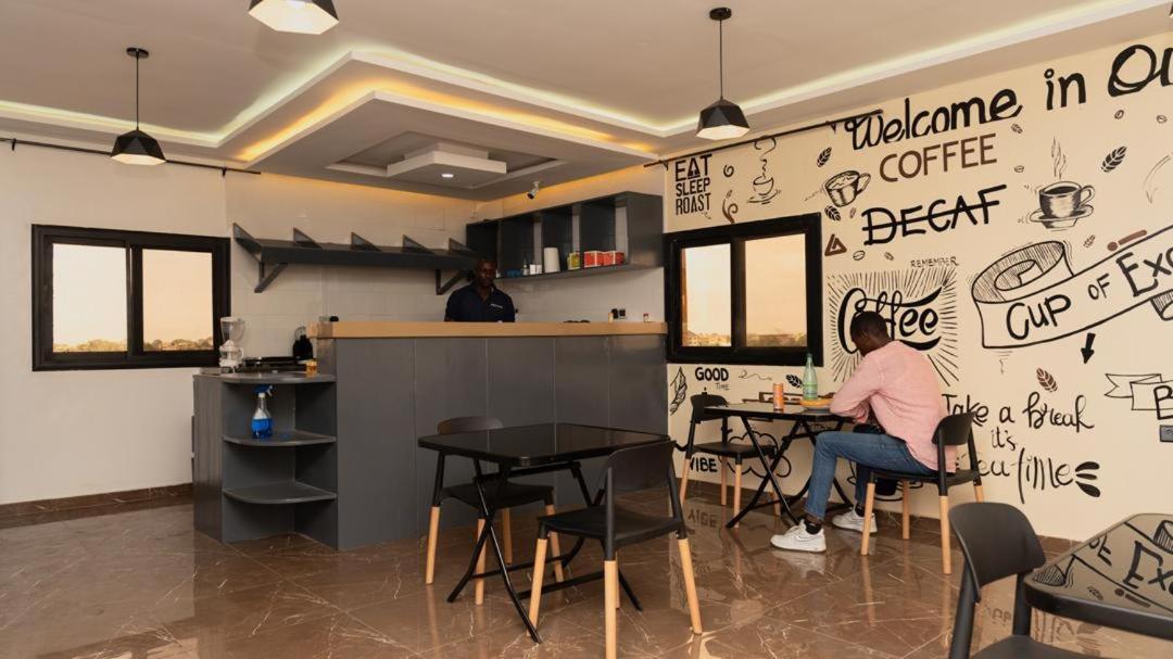 Airport Inn Hotel Lomé Dış mekan fotoğraf